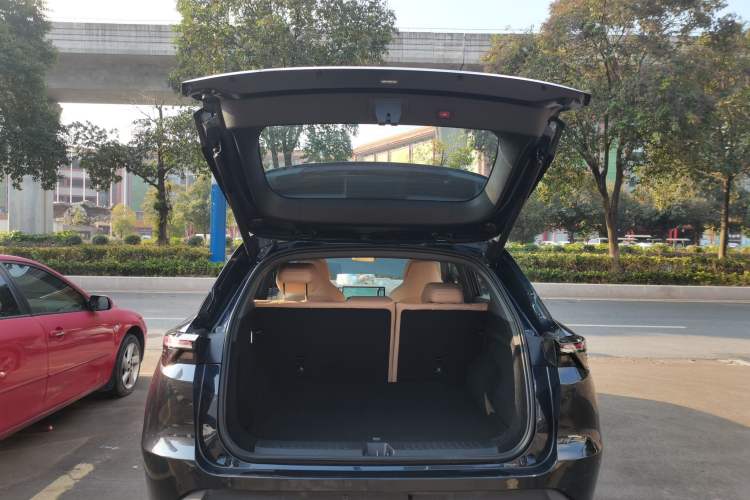 Used ARCFOX Alpha T5 2025 520 MAX
