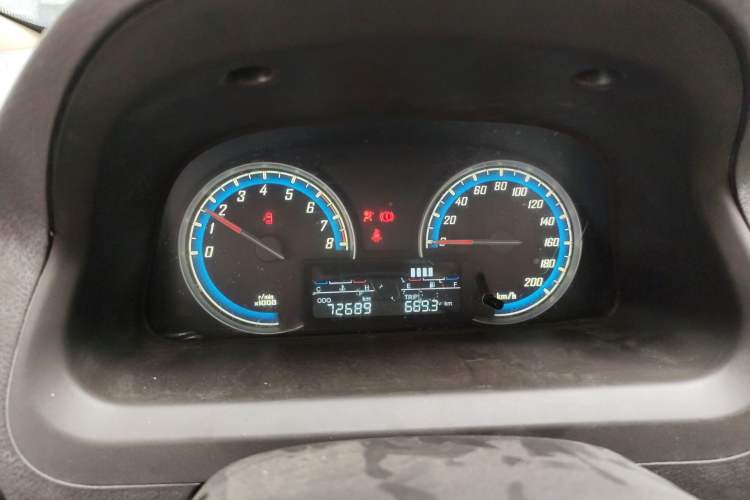 Used Baojun 730 2014 1.5L Manual Luxury Navigation ESP Version 7 Seats Instrument Cluster