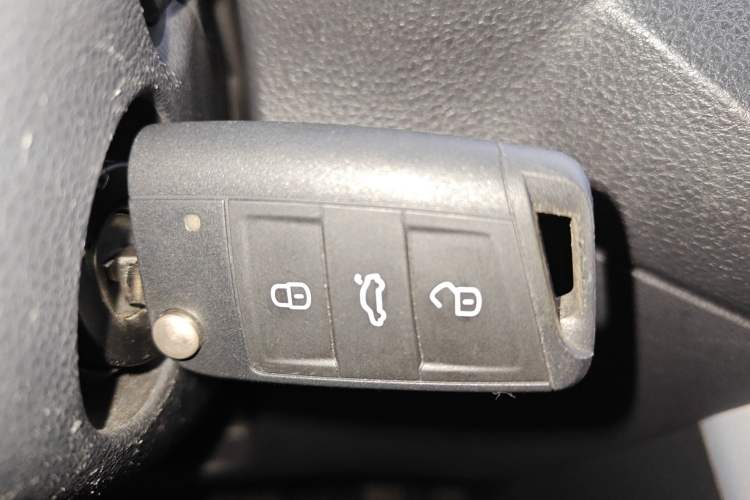 Used Volkswagen Polo 2019 Plus 1.5L Automatic Colorful Technology Edition Vehicle Key