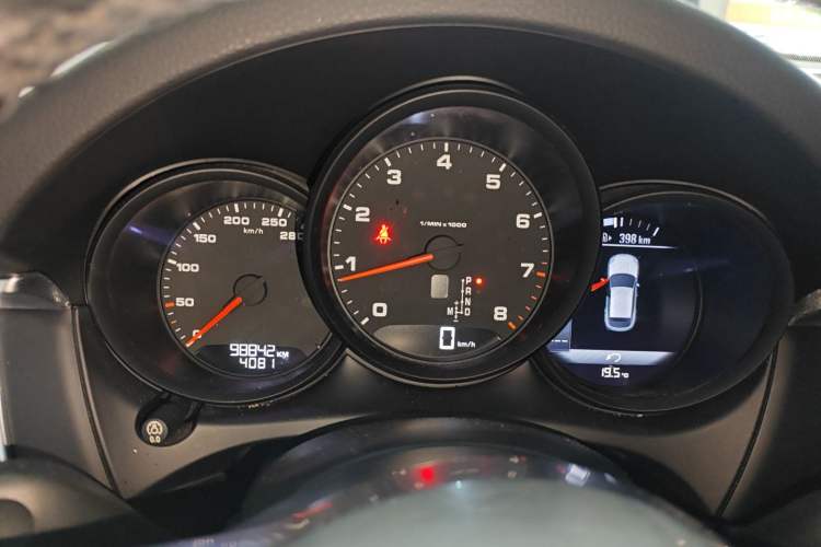 Used Porsche Macan 2017 Macan 2.0T Instrument Cluster