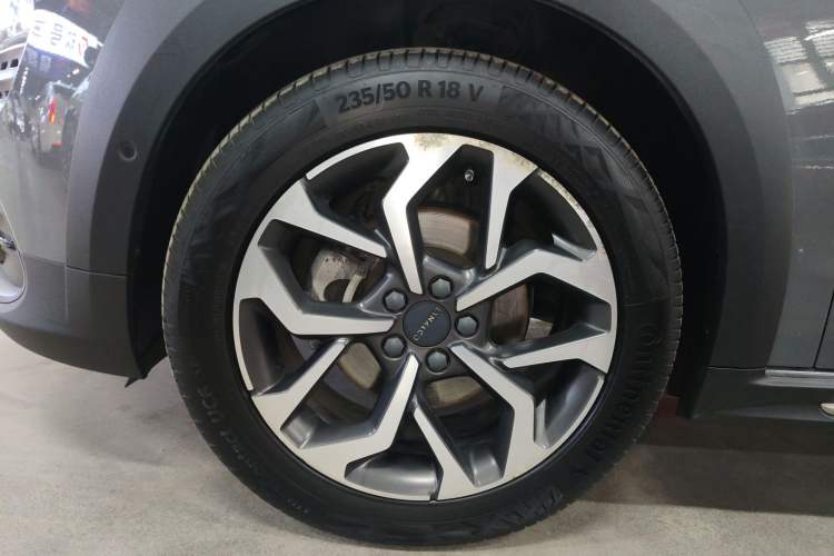 Used Lynk & Co 02 2019 1.5T DCT Two-Wheel Drive Pro Edition China VI Standard
