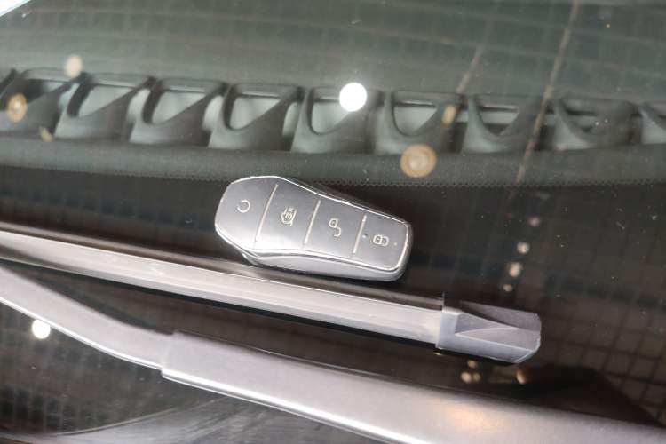 Used BYD Dolphin 2021 405 km Fashion Edition
