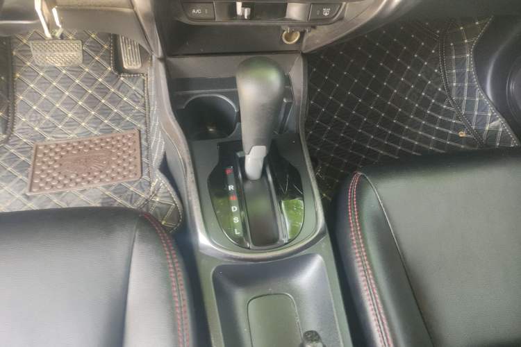 Used Honda Greiz 2016 1.5L CVT Classic Edition
