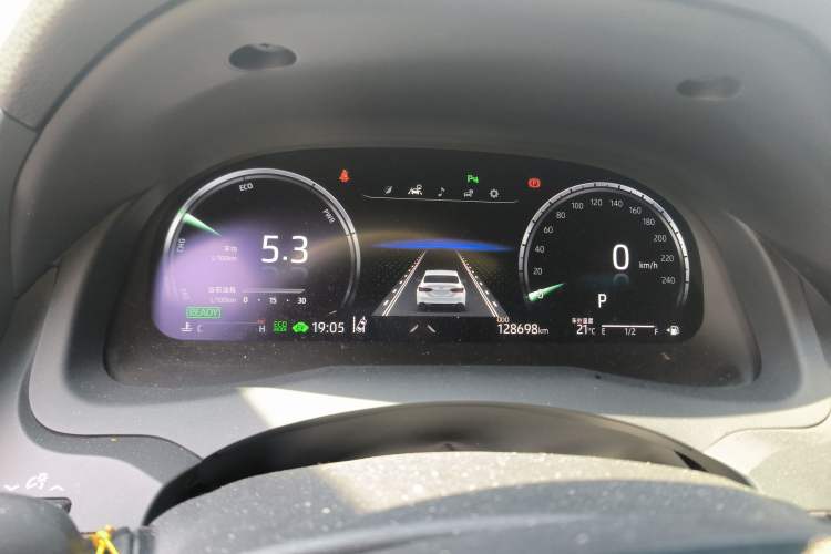 Used Toyota Camry 2021 Dual-Motor 2.5HG Luxury Edition
