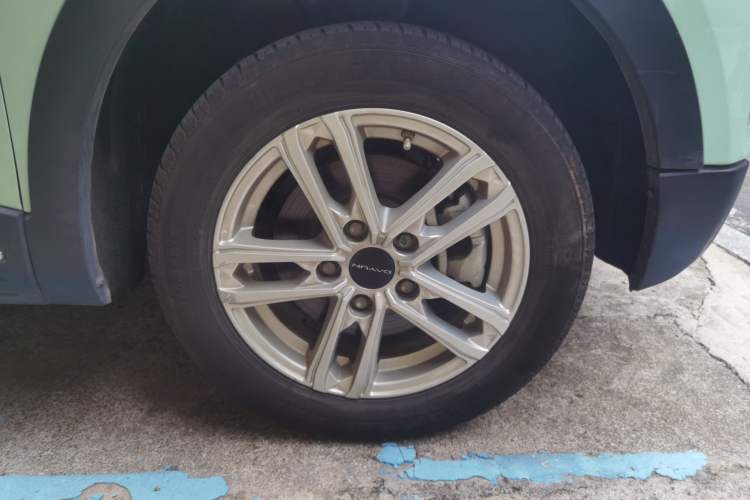 Used Dayun Yuehu 2022 300 Standard Edition Right Front Wheel Hub