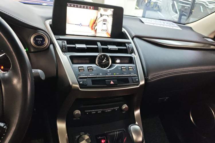 Used Lexus NX 2020 300h Front-Drive FENGSHANG Version China VI Standard
