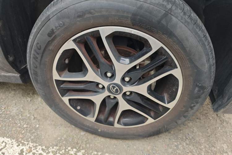 Used Soueast DX3 2019 1.5L Manual Luxury Model China VI Standard Right Front Wheel Hub