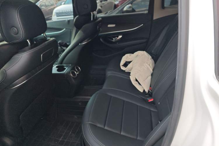 Used Mercedes-Benz E-Class 2019 Restyled E 300 L Sporty and Stylish Edition
