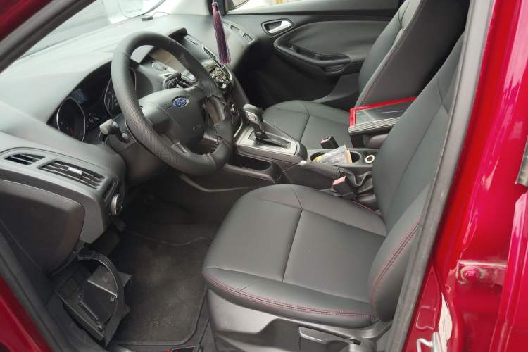 Used Ford Focus 2012 Hatchback 1.6L Automatic Comfort Model