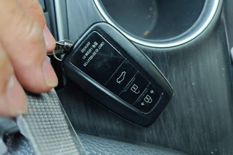 Used Toyota Camry 2023 2.5G Luxury Edition