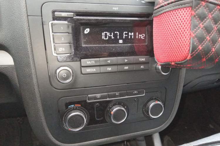 Used Volkswagen Sagitar 2011 1.6L Automatic Comfort Edition
