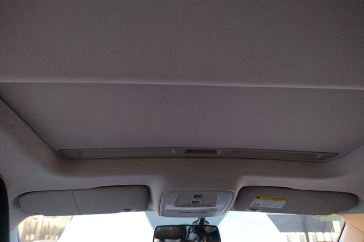Used Roewe Ei5 2019 Smart Connect Flagship Edition Headliner
