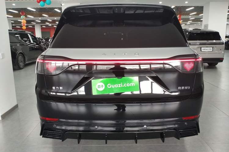 Used Hima AITO M9 2025 Extended-Range Max Version 52 kWh 5-Seater Edition Rear