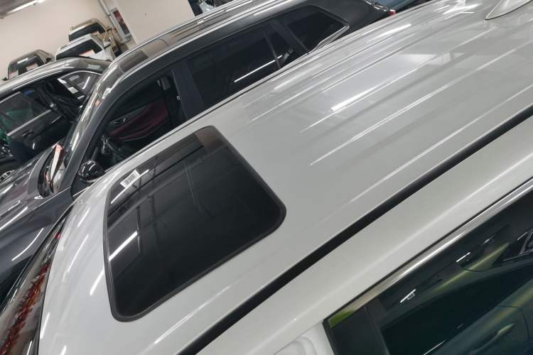 Used Toyota RAV4 2020 Dual-Engine 2.5L E-CVT Two-Wheel Drive Elite Edition