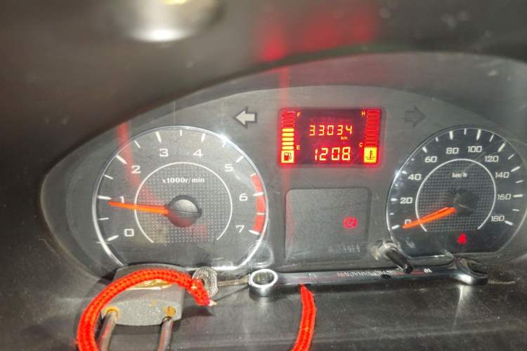 Used Wuling Zhiguang 2015 1.2L S Standard Model LSI
