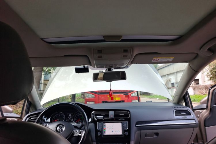 Used Volkswagen Golf 2015 1.4TSI Automatic Flagship Model
