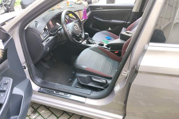 Used Volkswagen Bora 2020 280TSI DSG Elite Edition Left Front Seat