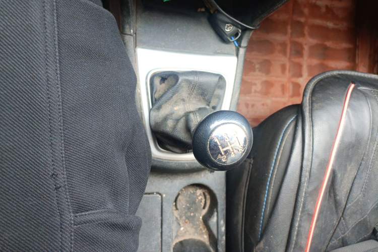 Used CHANGAN KAICHENG Ounuo S 2017 1.5L Base Version
