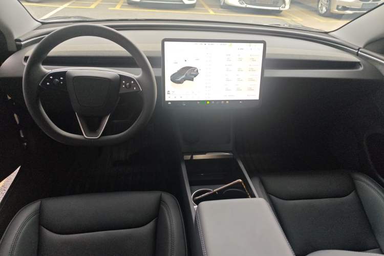 Used Tesla Model 3 2023 Long-Range All-Wheel-Drive Version