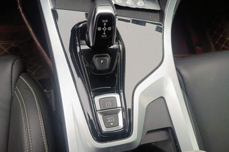 Used Lynk & Co 01 2019 2.0T Two-Wheel-Drive Version China VI Standard
