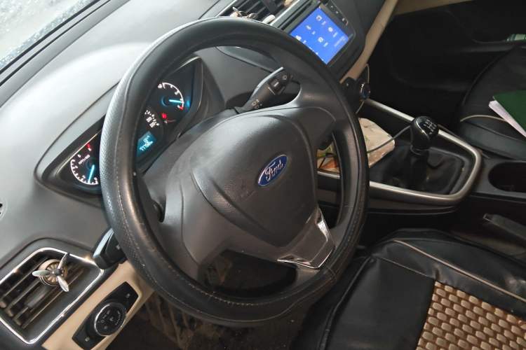 Used Ford Escort 2015 1.5L Manual Comfort Model
