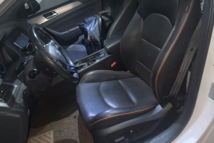 Used Hyundai Sonata 2015 1.6T GLX Advanced Model
