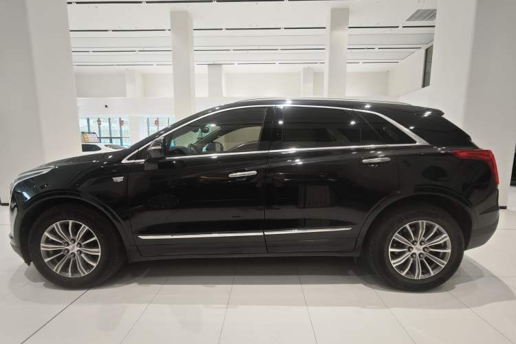 Used Cadillac XT5 2018 25T Luxury Model
