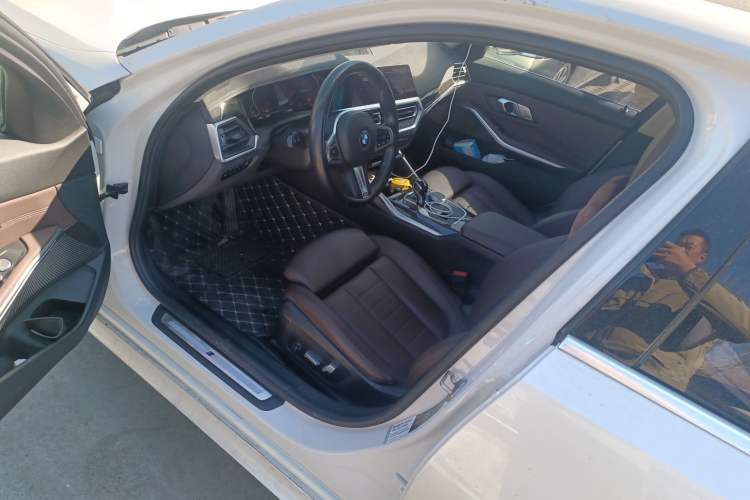 Used BMW 3 Series 2020 Restyled 325Li M Sport Package
