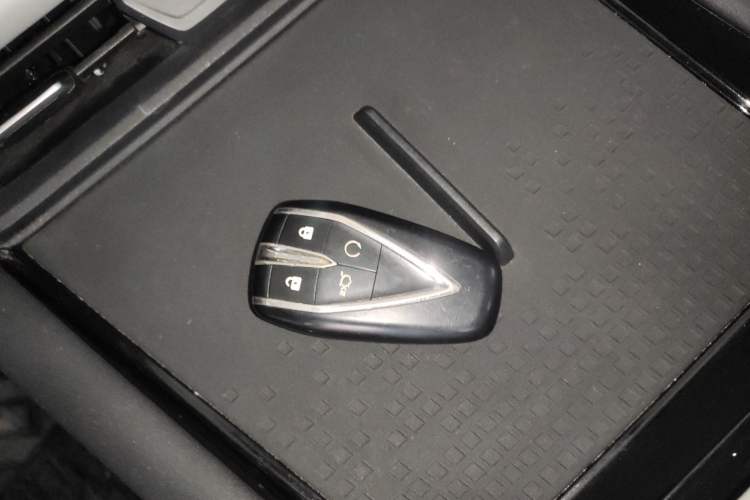 Used CHANGAN UNI-T 2023 Second-Generation 1.5T Prestige Model