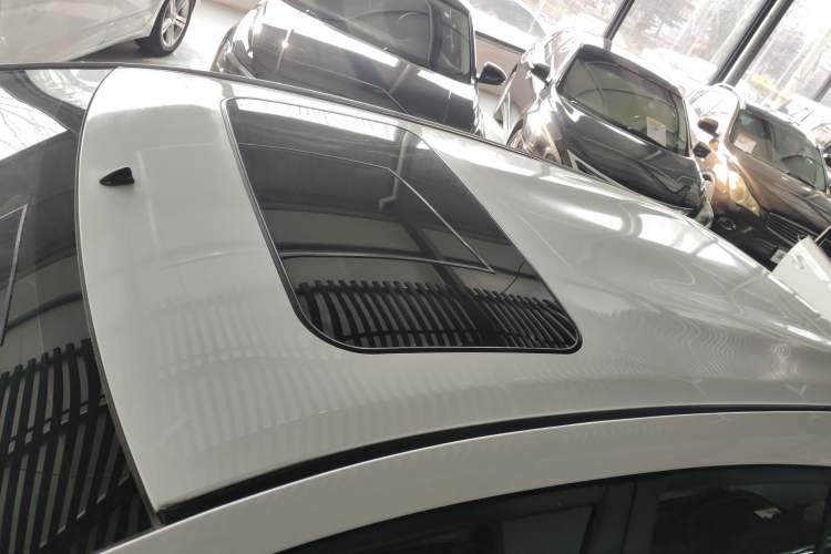 Used Toyota YARiS L Zhi Xuan 2015 1.5G Automatic Xuan Dong Sunroof Special Edition Roof