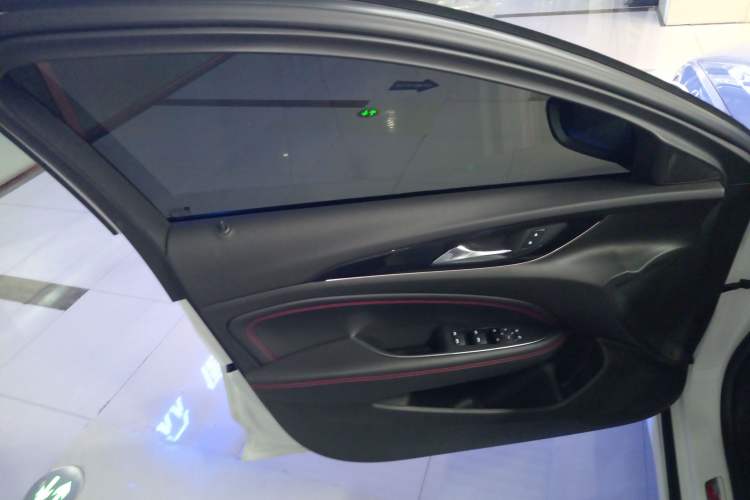 Used Buick Regal 2019 GS 28T Elite Model China VI Standard
