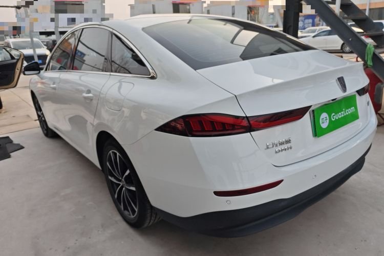 Used Roewe D7 2023 DMH 125km Superior Edition
