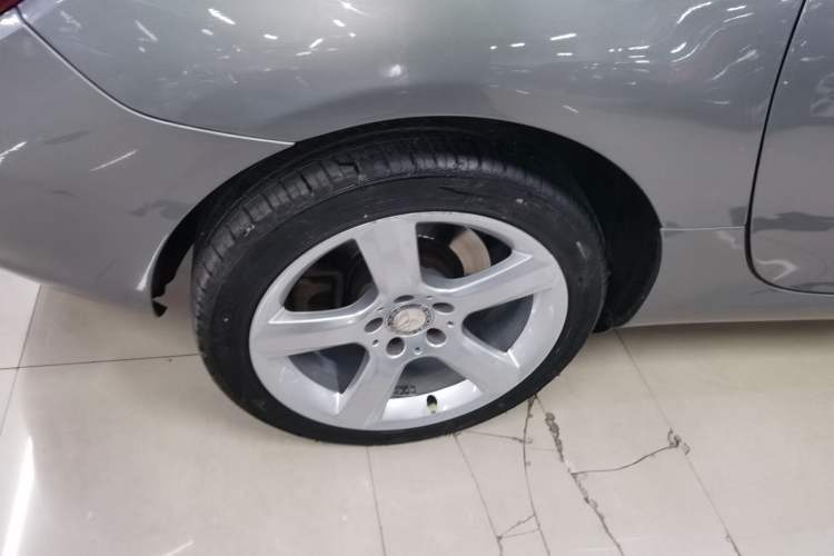 Used Mercedes-Benz SLK-Class 2011 SLK 200 Fashion Model