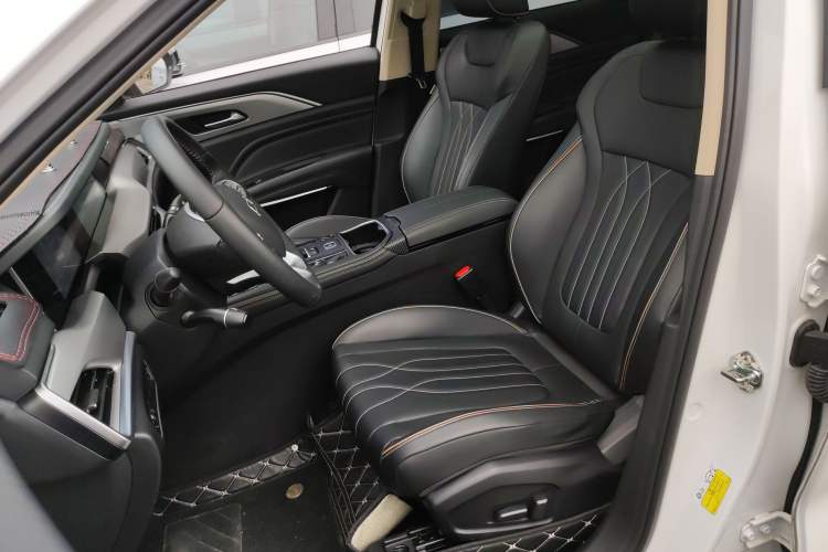 Used Bestune T77 2023 1.5T Automatic Luxury Model
