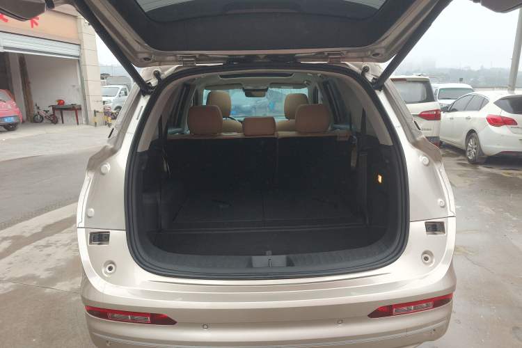 Used Landian E5 2023 1.5L DE-i 110KM Flagship 7-Seater