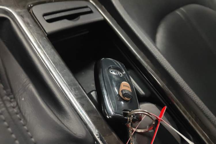 Used Kia K5 2016 1.6T Automatic LUX