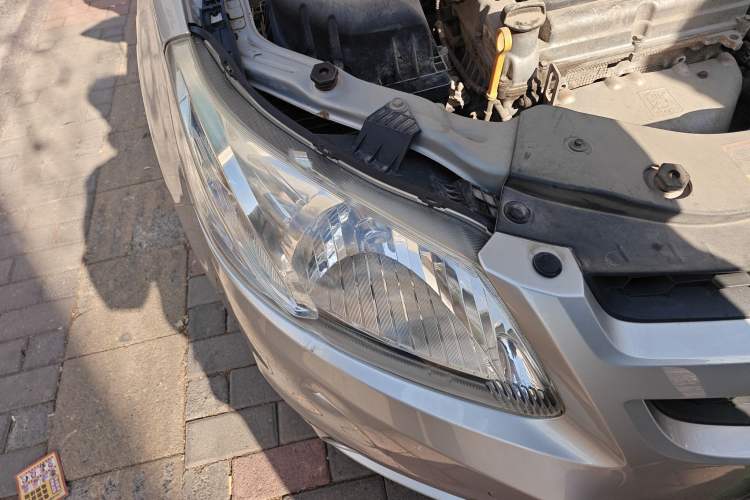 Used Chevrolet Sail 2010 Hatchback 1.2L Manual Ideal Edition
