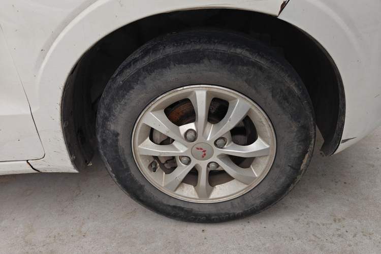 Used Wuling Hongguang V 2019 1.5L Base Version China VI LAR
