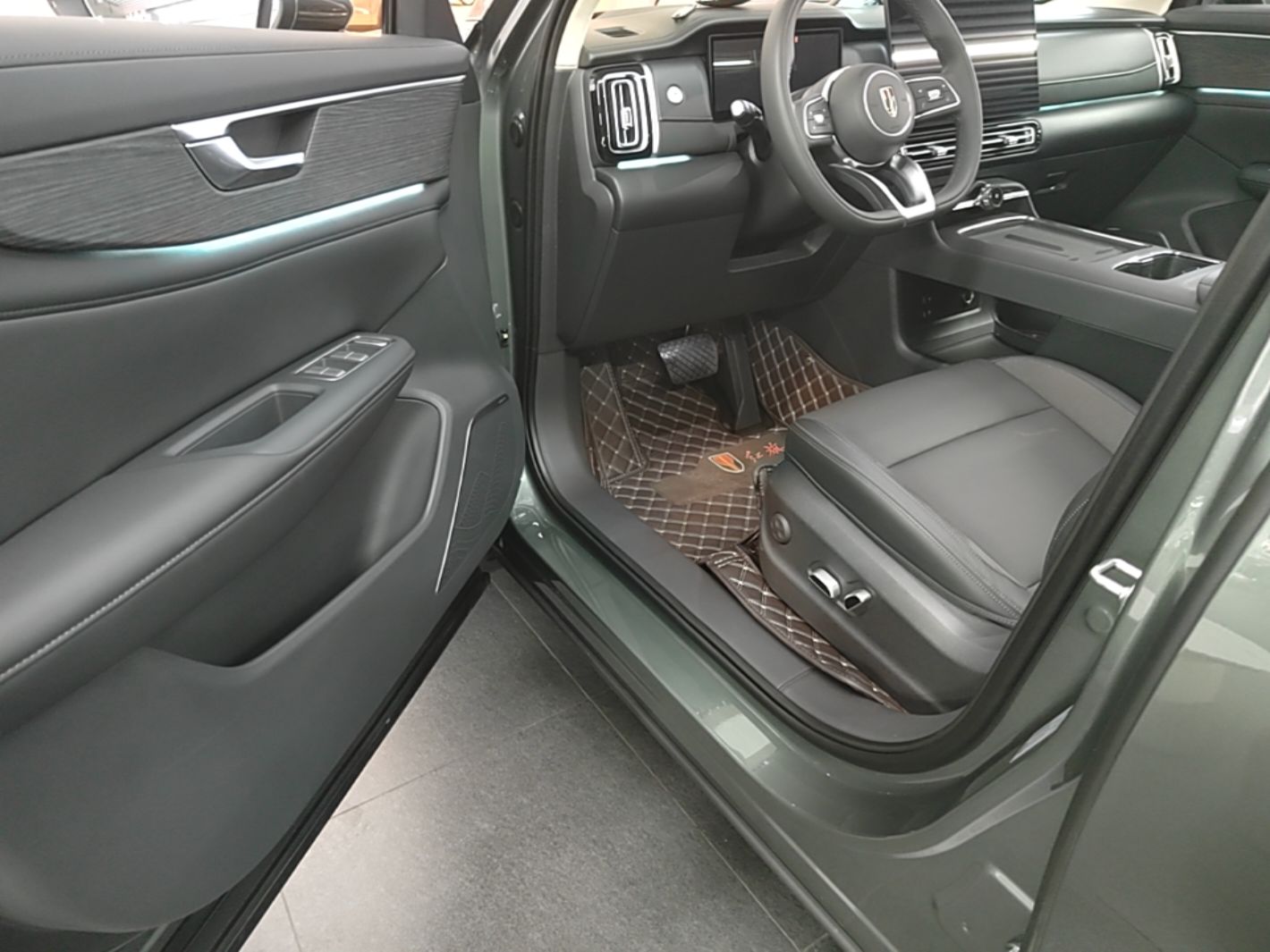 Hongqi HS5 2027 Model 2.0T Four-Wheel Drive QiLing Pro Version — снимка 18