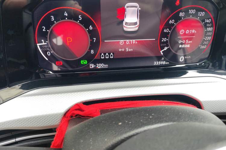 Used Volkswagen Golf 2021 280TSI DSG Pro Odometer Close Up