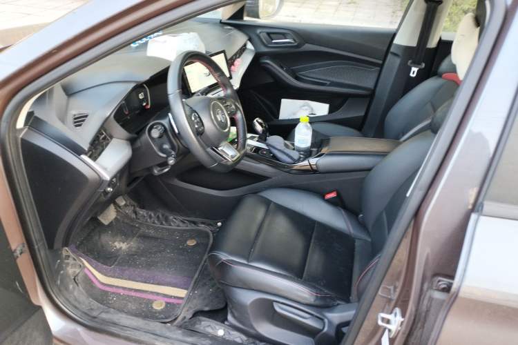 Used MG 5 2021 300TGI DCT Elegant & Trendy Edition Left Front Seat