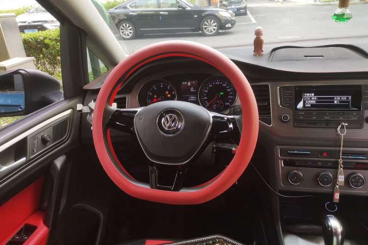 Used Volkswagen Golf Sportsvan 2016 1.6L Automatic Comfort Model