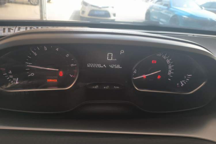 Used Peugeot 2008 2014 1.6L Automatic Fashion Edition
