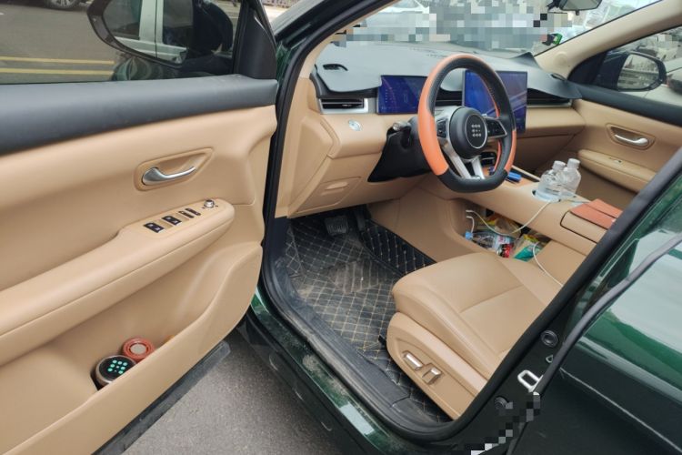 Used Landian E5 PLUS 2025 165 km Long-Range Version PLUS 7-Seater