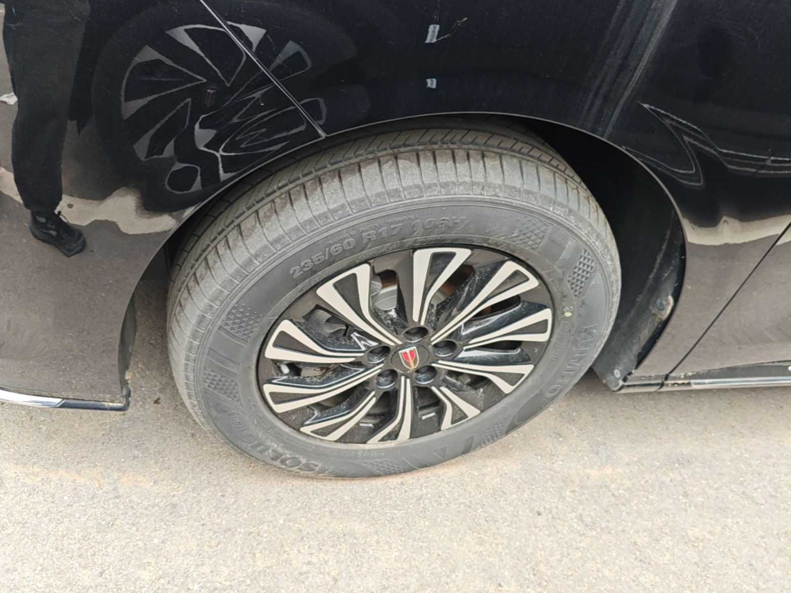 Hongqi HQ9 PHEV 2024 2.0T Four-Wheel Drive Business Edition — снимка 10