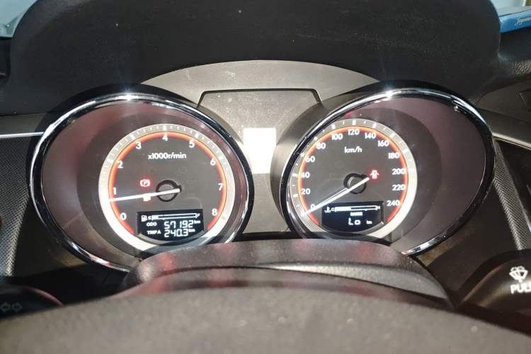 Used Bestune B70 2016 2.0L Manual 10th Anniversary Edition Instrument Cluster