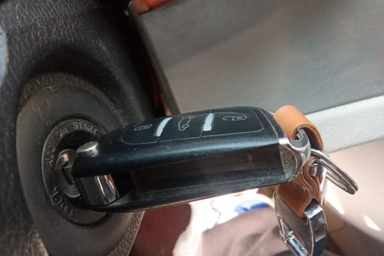 Used SAIC MAXUS G10 2016 2.4L Manual Elite Edition