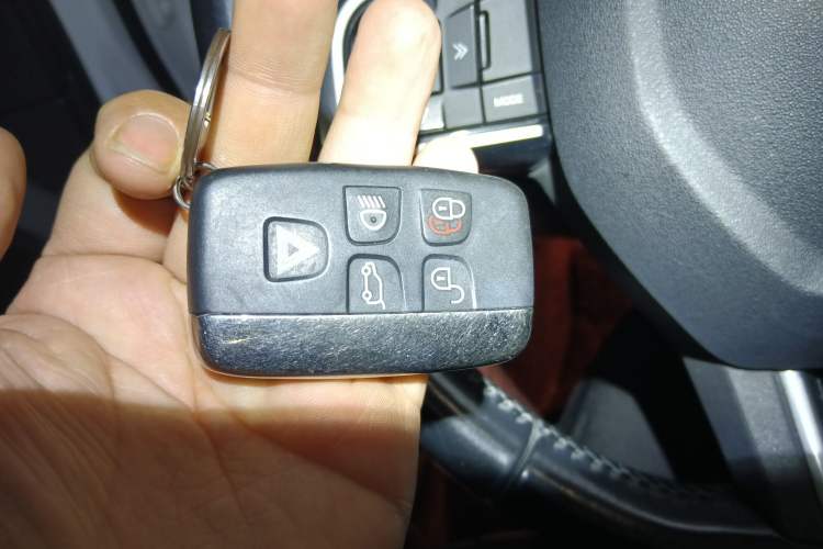 Used Land Rover Discovery Sport 2016 2.0T HSE
