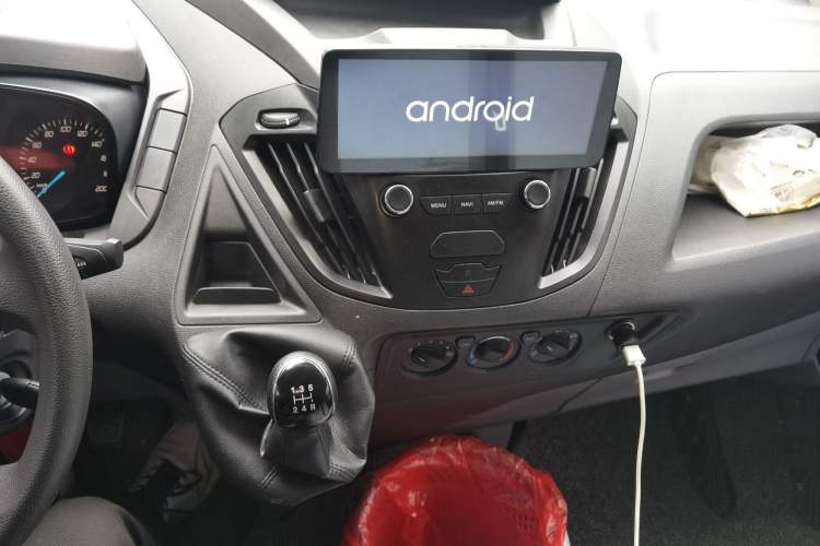 Used Ford Transit 2019 2.0T Diesel Multi-Purpose Commercial Vehicle Mid-Drive Mid-Roof 6-Seater China VI Standard
