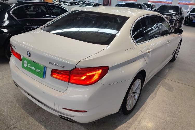 Used BMW 5 Series 2018 525Li Luxury Package
